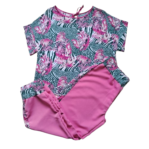 Conjunto calça e camiseta estampada